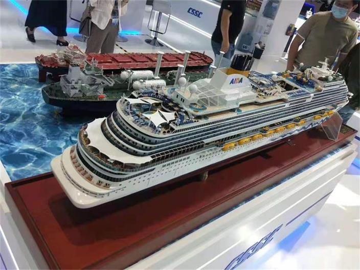 突泉县游艇模型